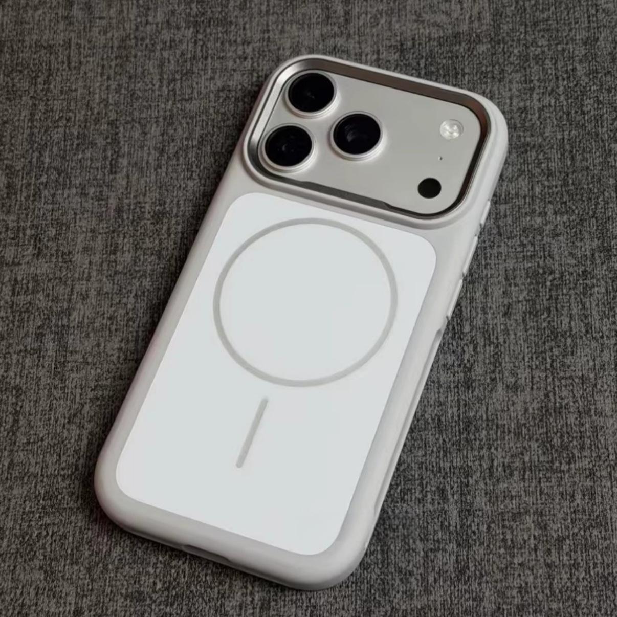 SiliconeMag Pro Case - iPhone