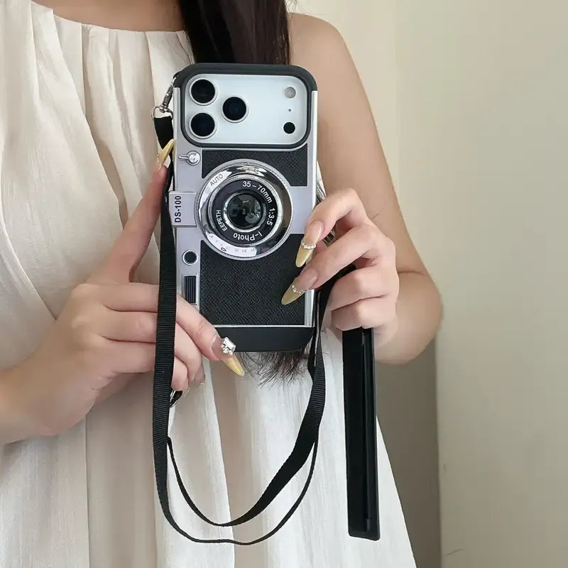 RetroCam Vintage Case - iPhone 17 Series